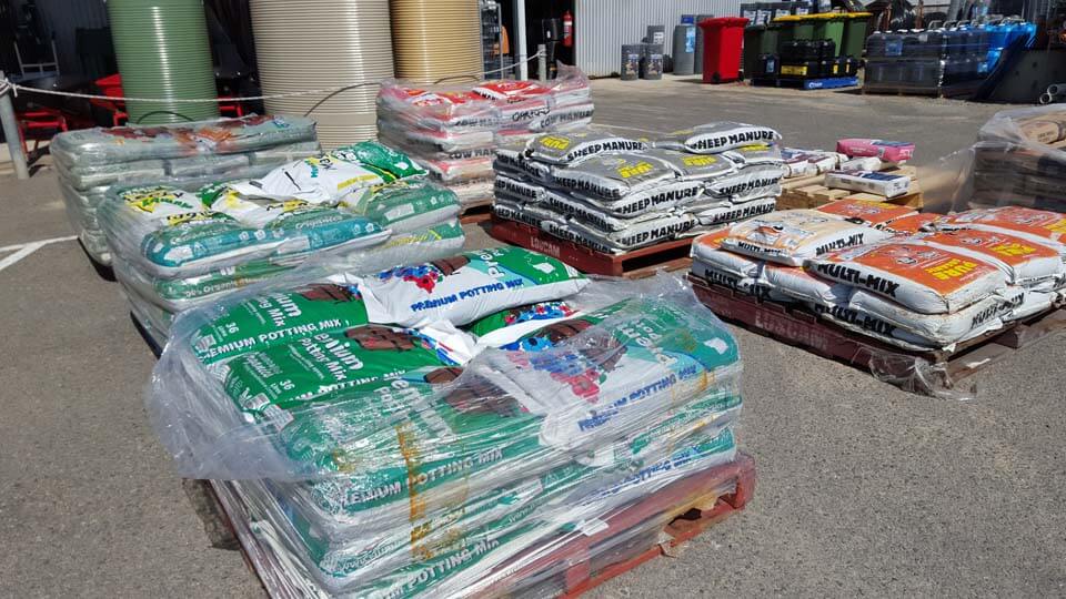 Bagged Manures and Fertiliser0